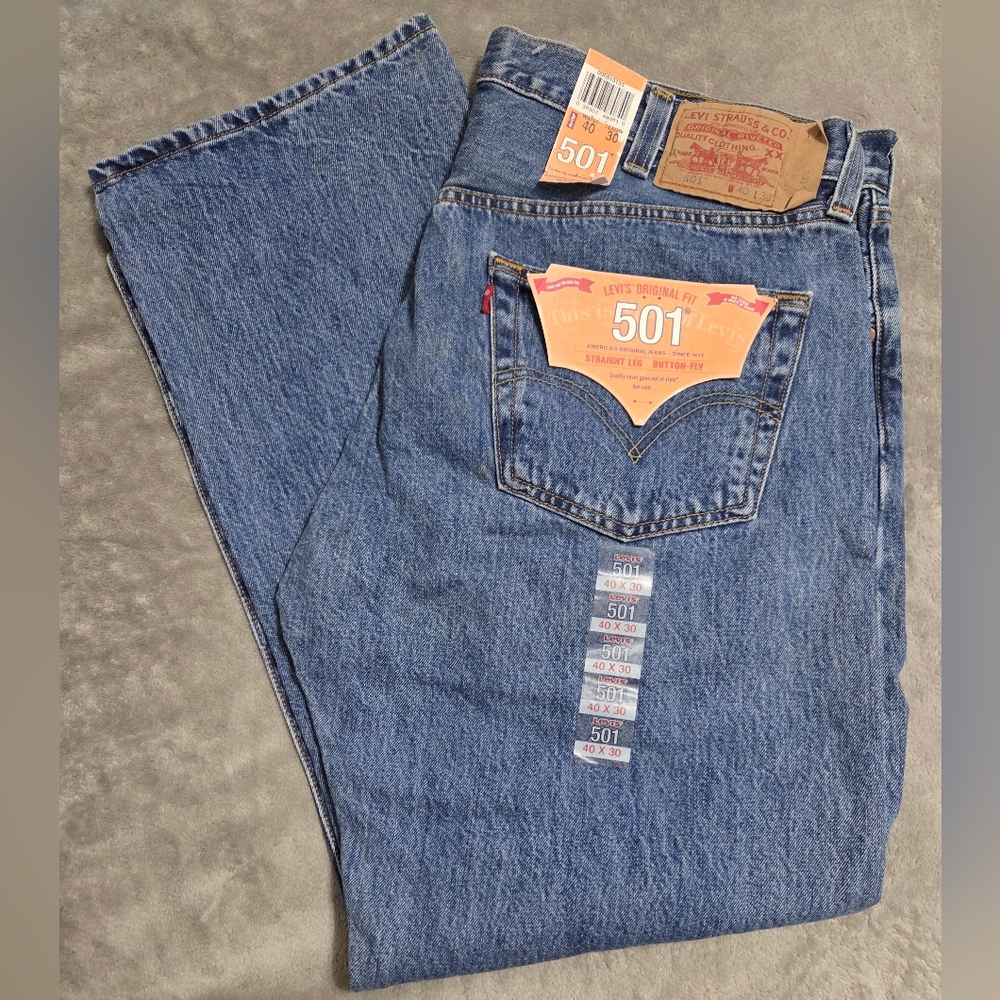 Levi's 501 Jeans Men's‎ Size 40 x30 Straight Leg Denim Blue Jeans Button Fly NWT